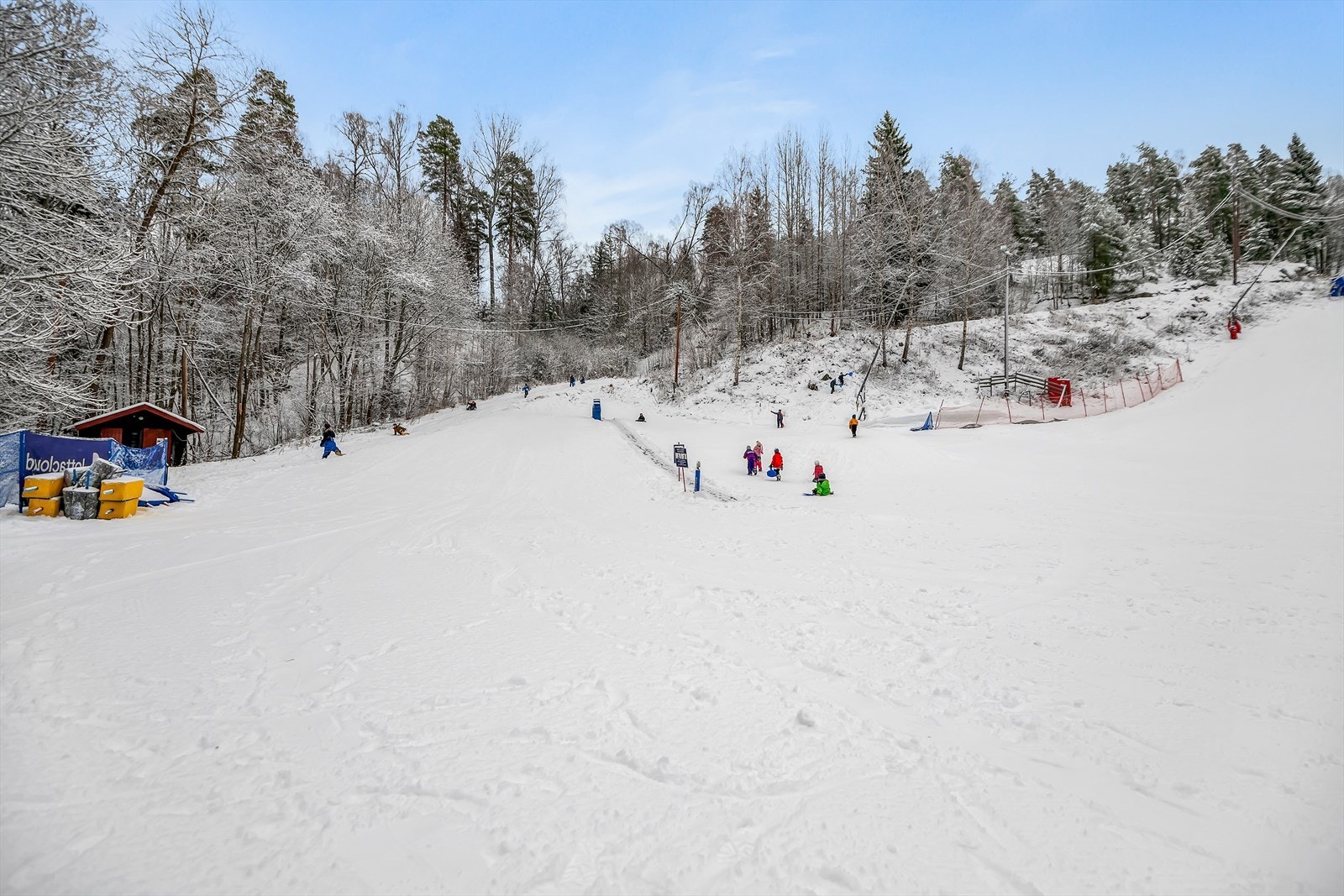 Slalåmbakke i nærområdet. Galleribilde