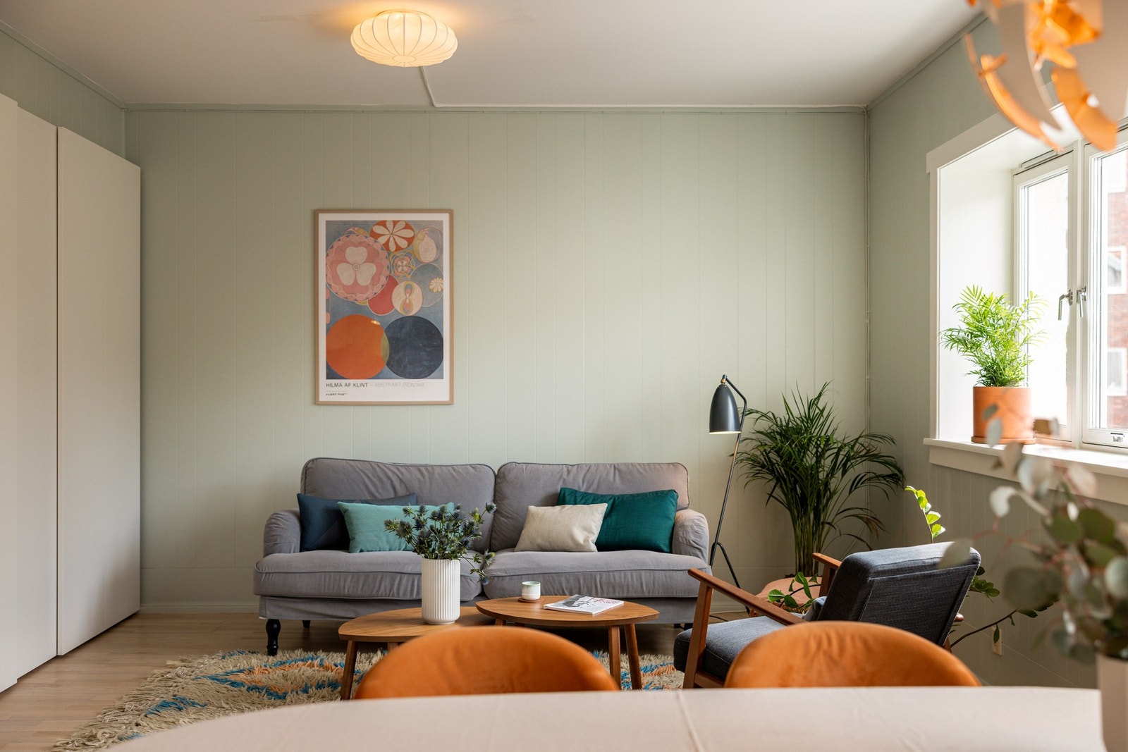 Varmtvann og bredbånd fra Telia er inkludert i felleskostnadene. Galleribilde
