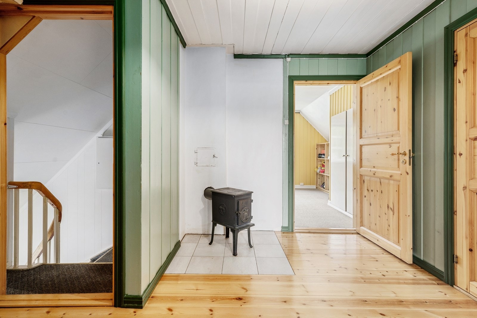 Gang i 2 etasje inn til soverommene. Galleribilde