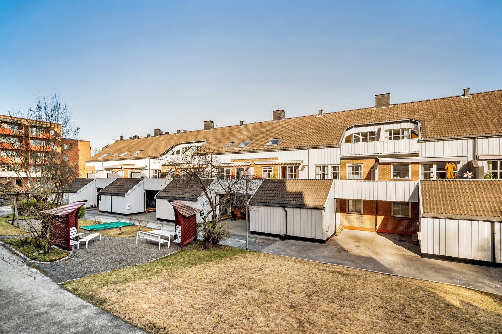 Leiligheten har en meget attraktivt og sentrumsnær beliggenhet i et av Trondheims mest populære boområder - Møllenberg. Galleribilde