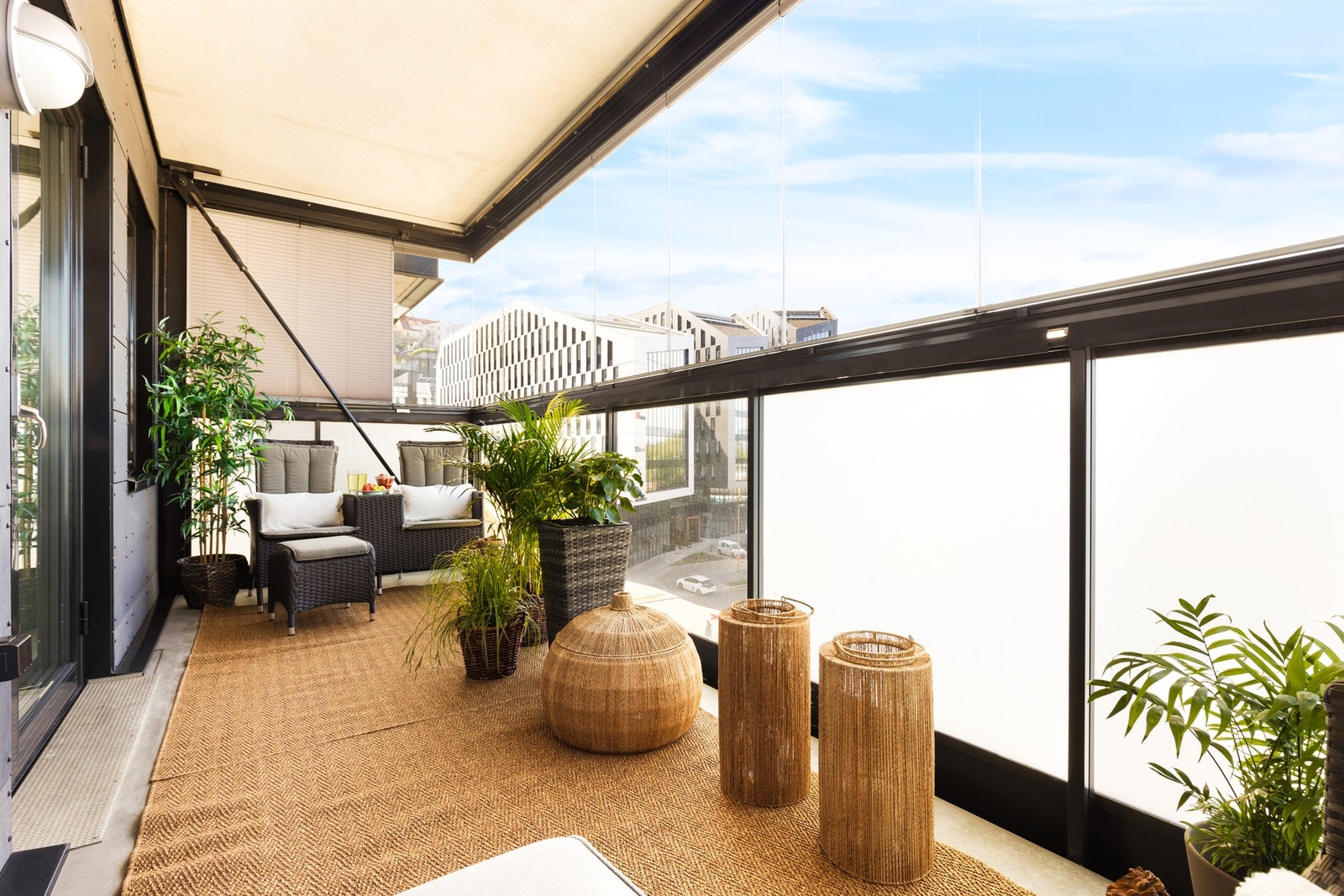 Silje Dammen ved EIE Løren har gleden av å ønske velkommen til Smeltedigelen 4! Galleribilde