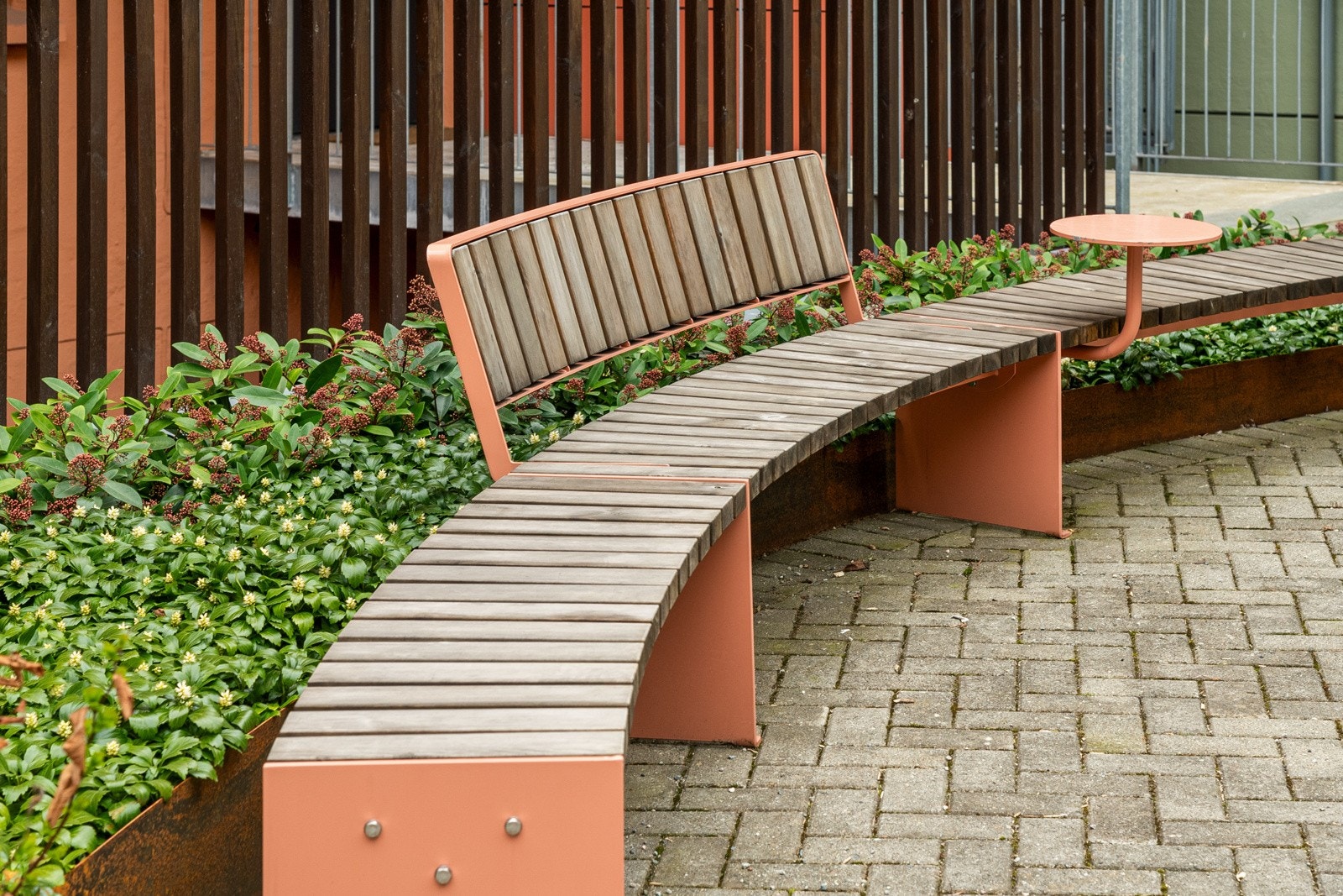 Sameiet disponerer 32 parkeringsplasser som kan leies etter venteliste. Galleribilde