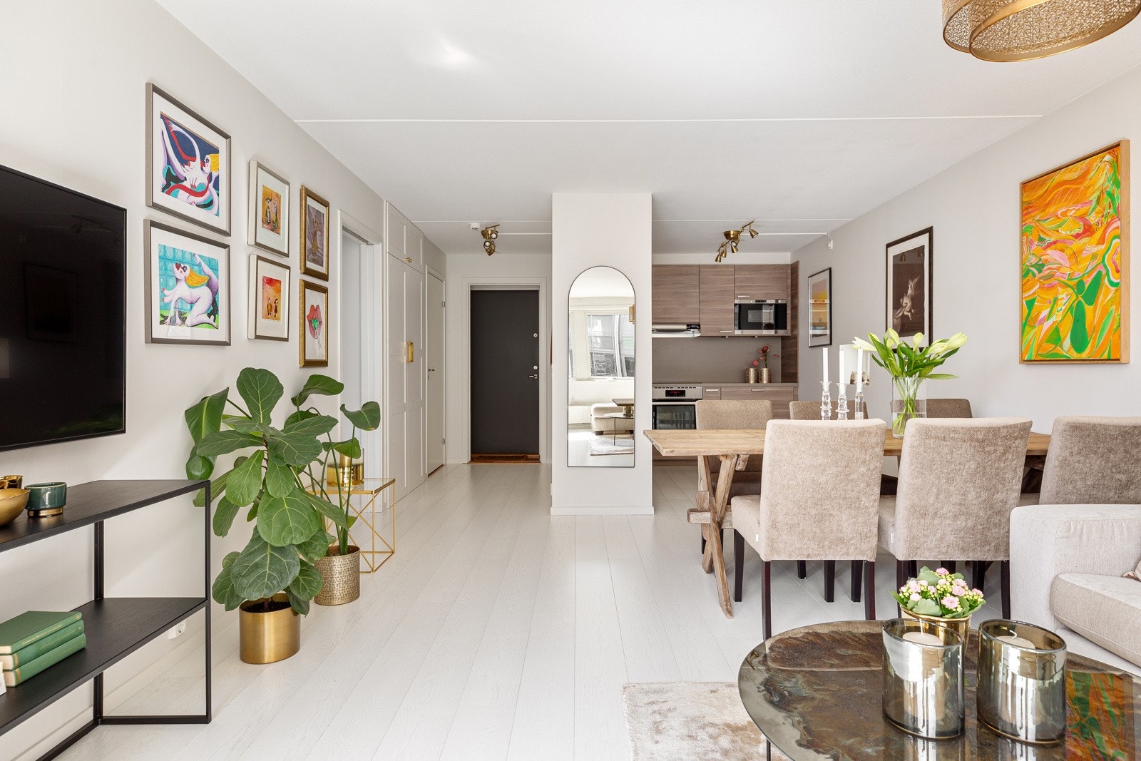 En moderne og tidsriktig 2-roms selveierleilighet med særdeles ettertraktet beliggenhet Galleribilde