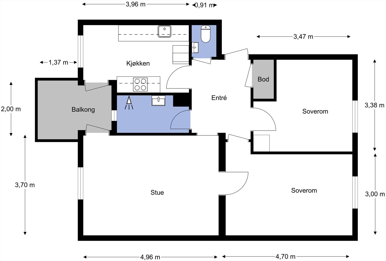 Plantegning fra takstmann. Leiligheten inneholder entré, kott, stue, kjøkken, to soverom, bad og toalett. To boder for lagring. Utgang fra stue og kjøkken til balkong. Galleribilde