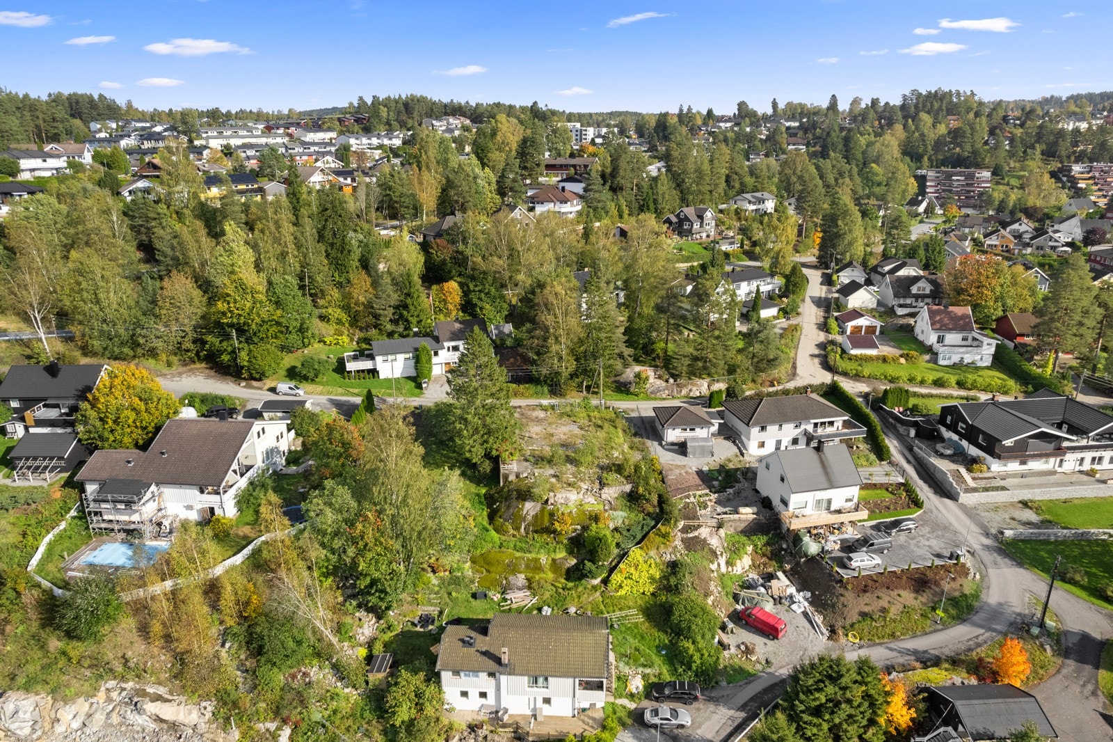 Tomtene kan eksempelvis bebygges med en enebolig på ca. 90 kvm i grunnflate. Galleribilde