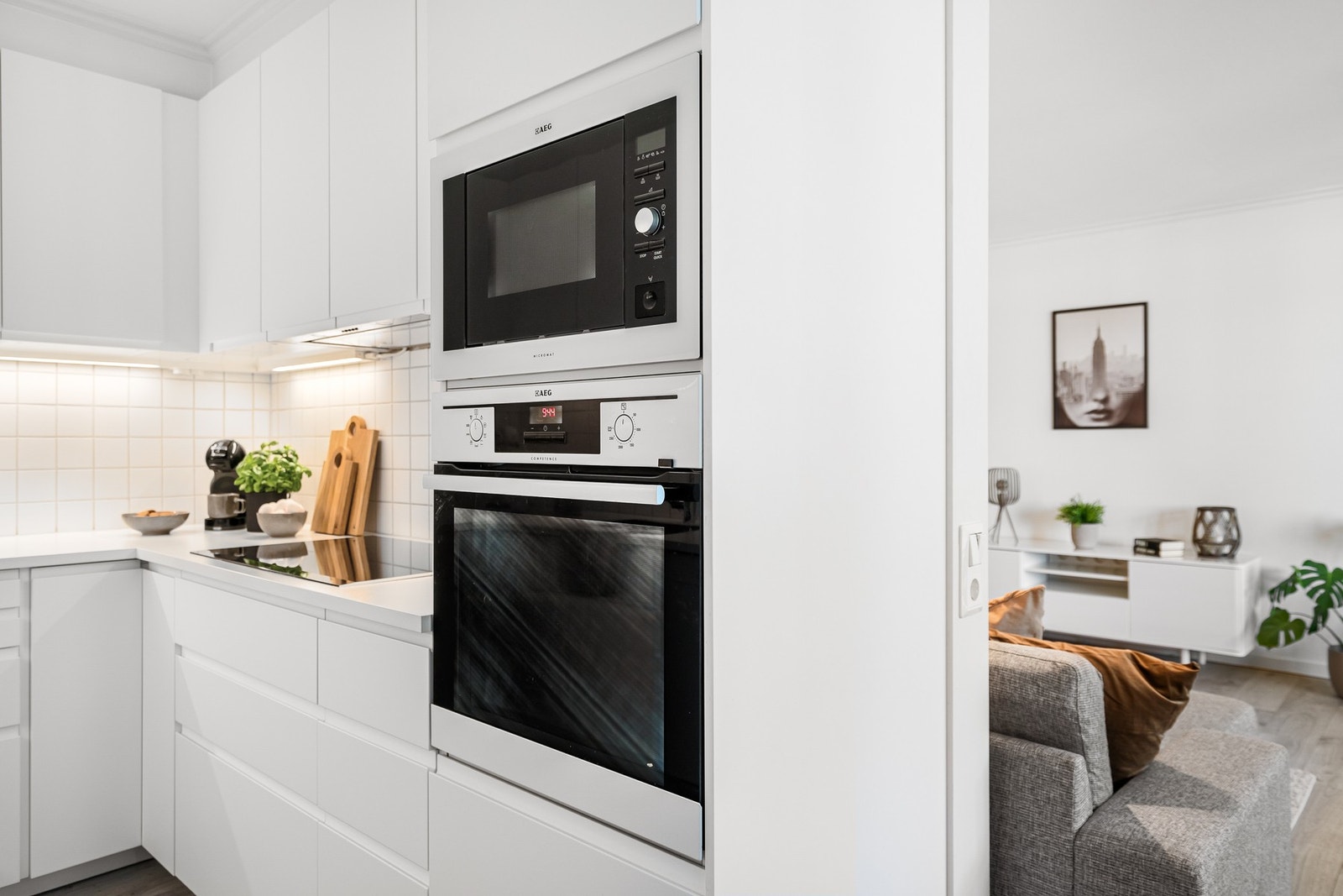 Kjøkkenet er fra 2015 og har integrerte hvitevarer. Galleribilde