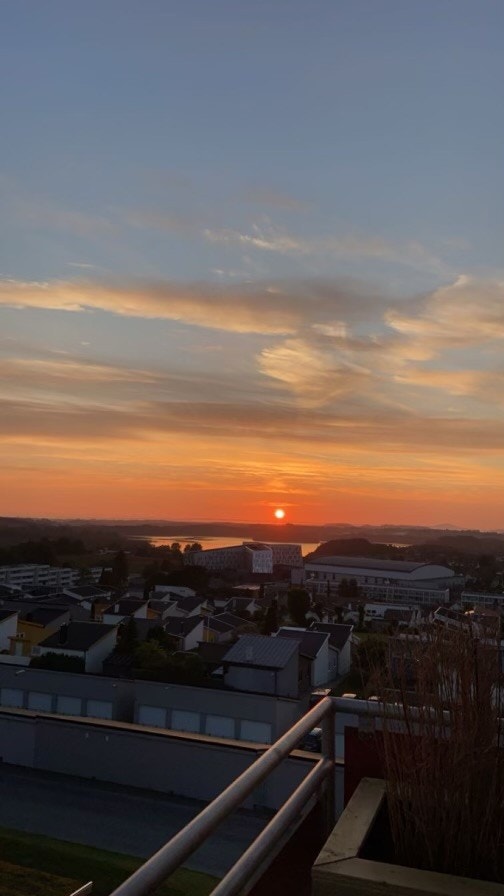 Nydelige solnedganger fra balkongen - privat bilde tatt av selger. Galleribilde