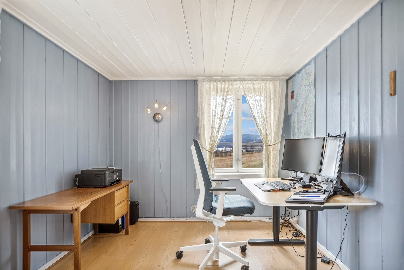 Soverom/kontor 2. etg. Galleribilde