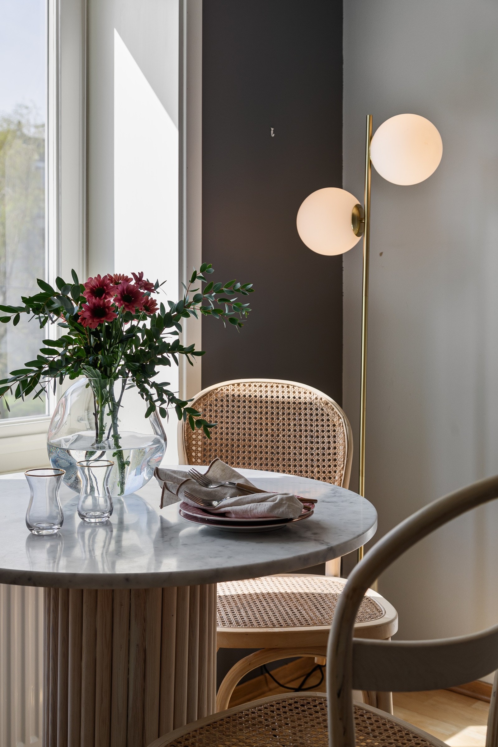 Leiligheten vender mot bakgården og har gode sol- og lysforhold, ingen innsyn fra naboer Galleribilde