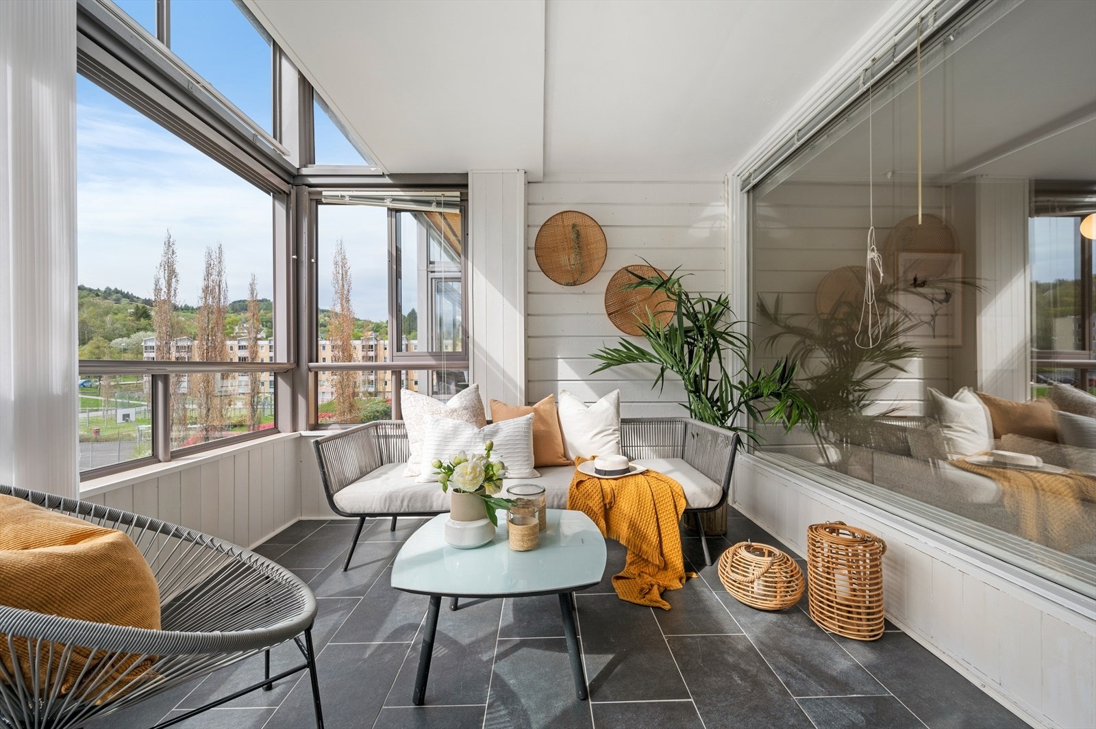 - Fantastisk innglasset balkong på 10m² - Galleribilde