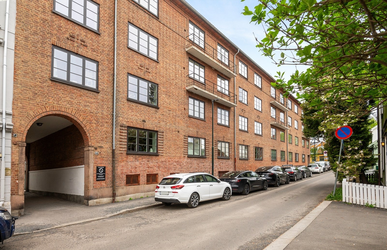 Leiligheten ligger flott til i 4. etasje. Galleribilde