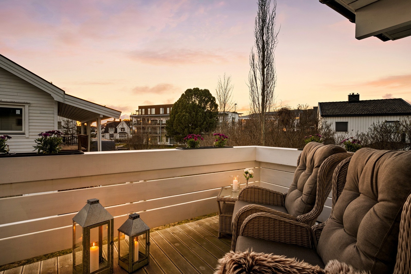 Veranda i tilknytning til hovedsoverom vendt mot vest - Her kan du nyte kveldssola. Galleribilde