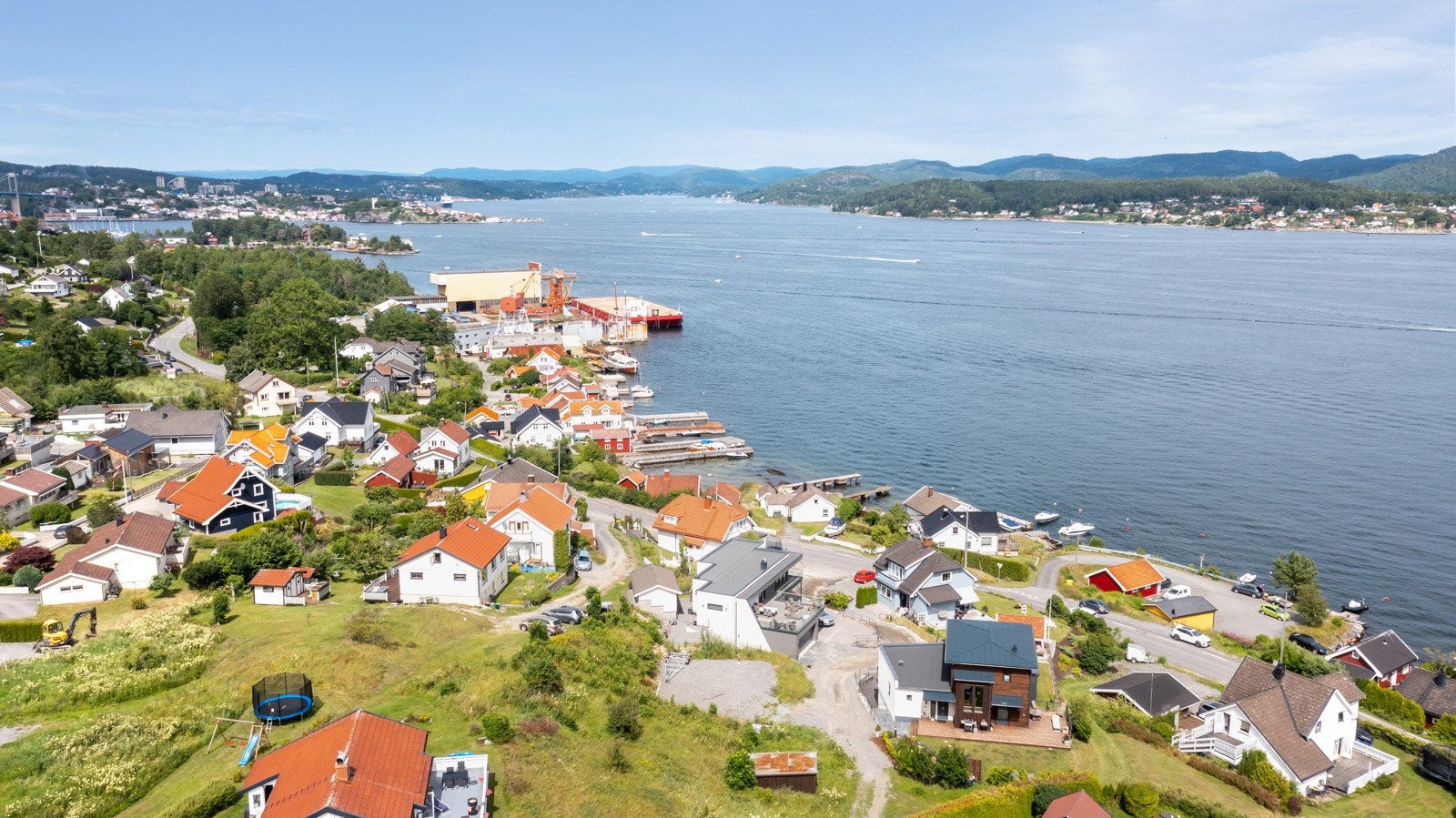 Her kan du bygge din drømmebolig hvor sjø og sol blir en del av livsstilen. Galleribilde