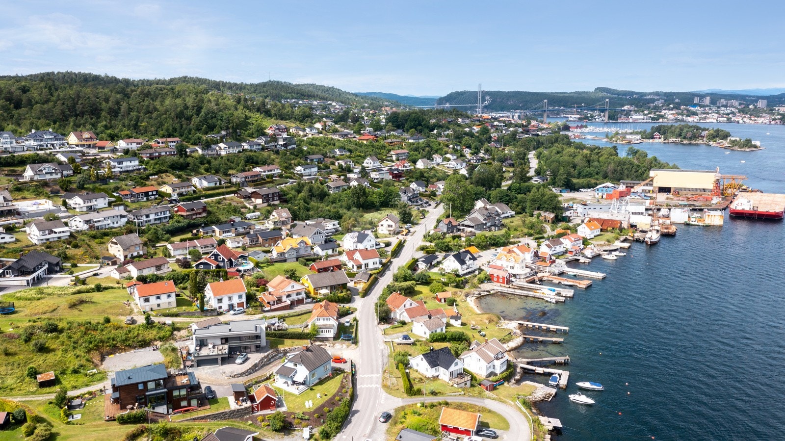 Fra tomten er skjærgården i umiddelbar nærhet. Galleribilde