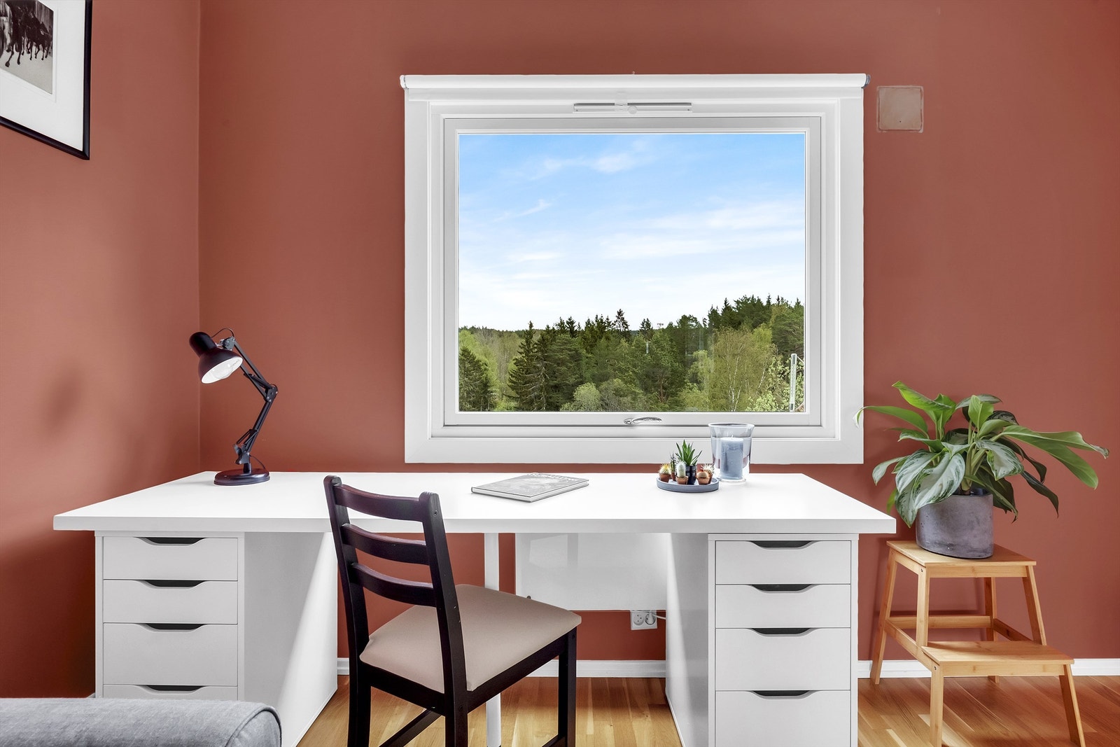 Soverom II passer ypperlig som hjemmekontor eller gjesterom. Galleribilde