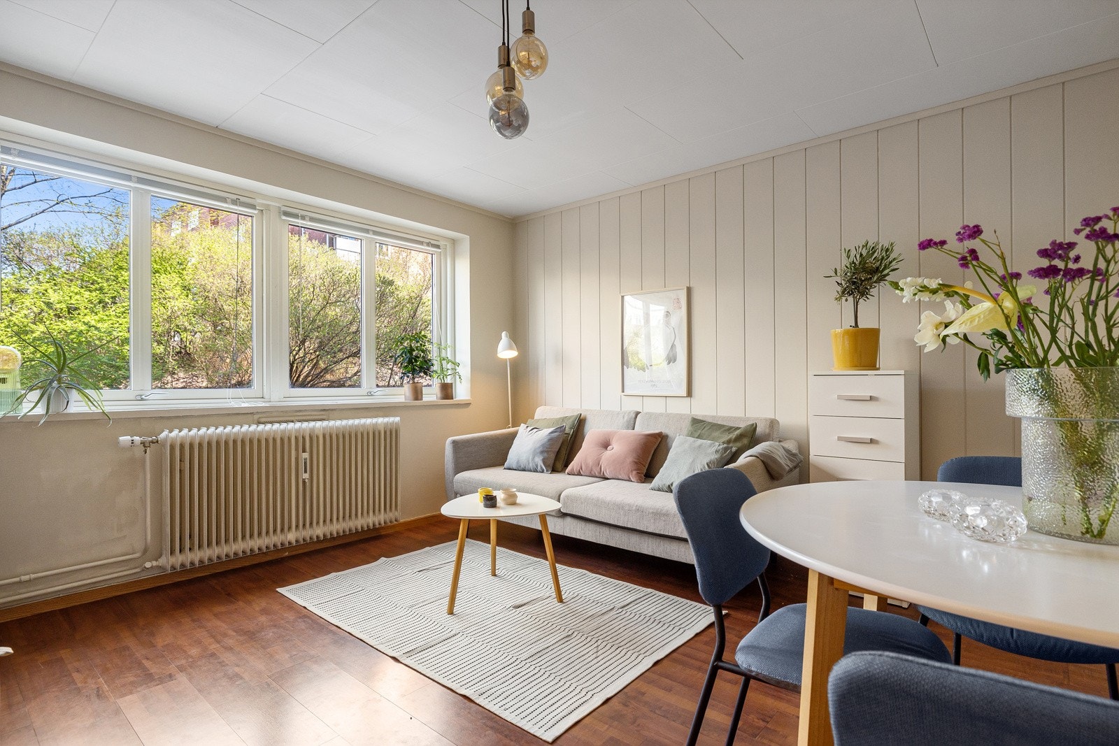 Vinduene har 3-lags isolerglass, og ble byttet i 2014. Galleribilde