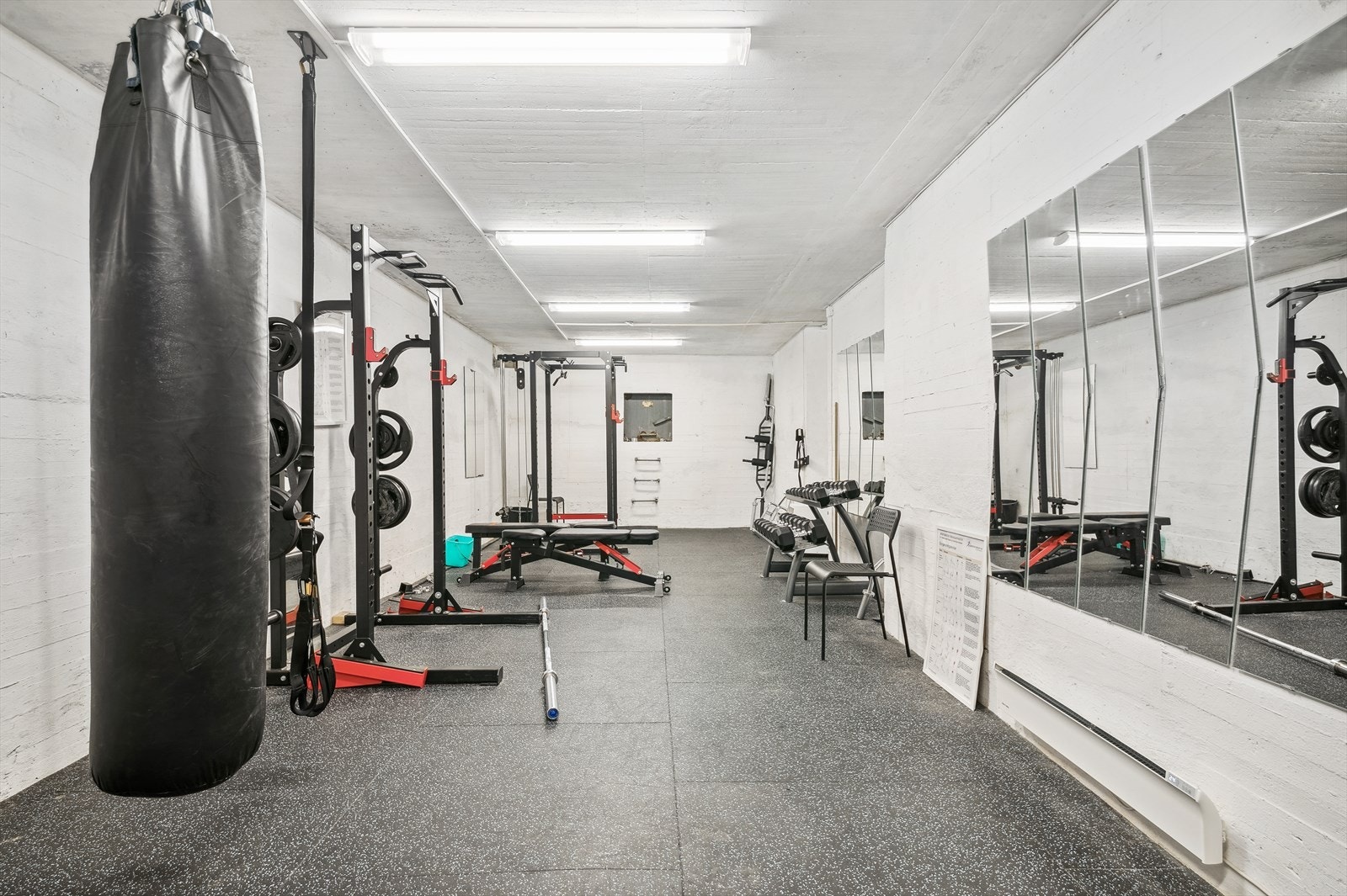 Beboere kan få tilgang til treningsrom for kun 50 kr/mnd av styret. Galleribilde