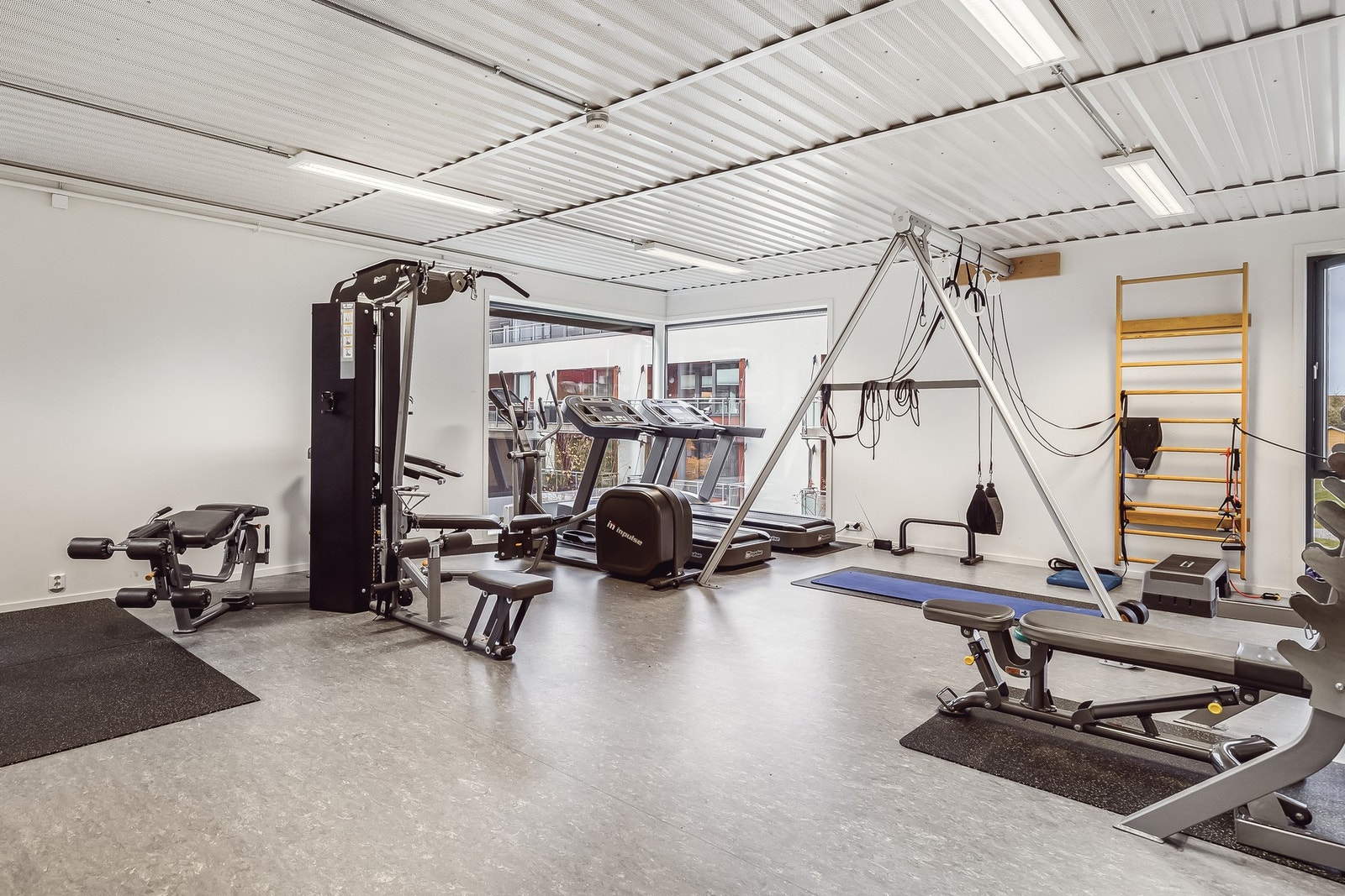 Her finnes også et velutstyrt treningsrom og badstue. Galleribilde