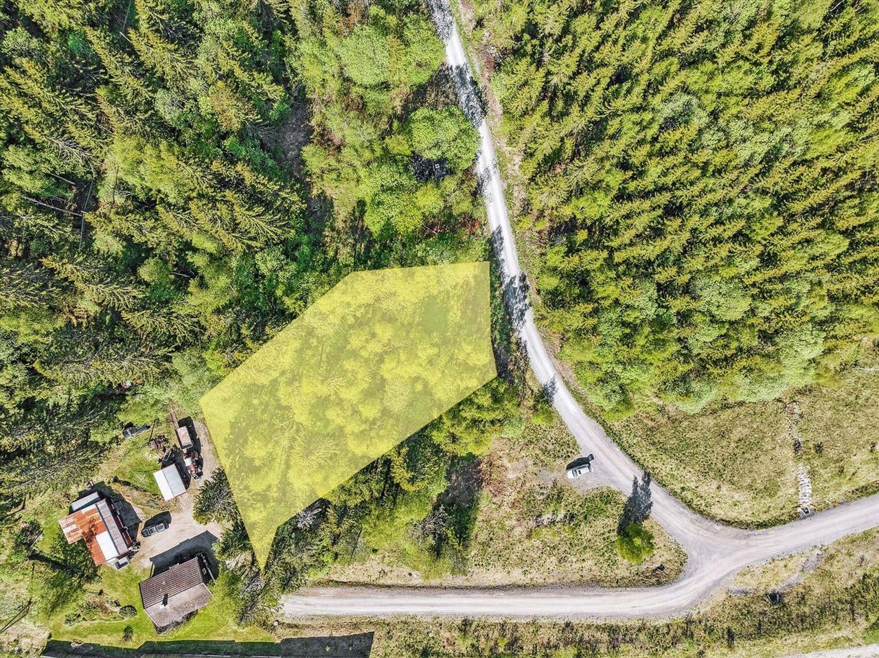 Skravert felt viser ca. tomtens grenser Galleribilde