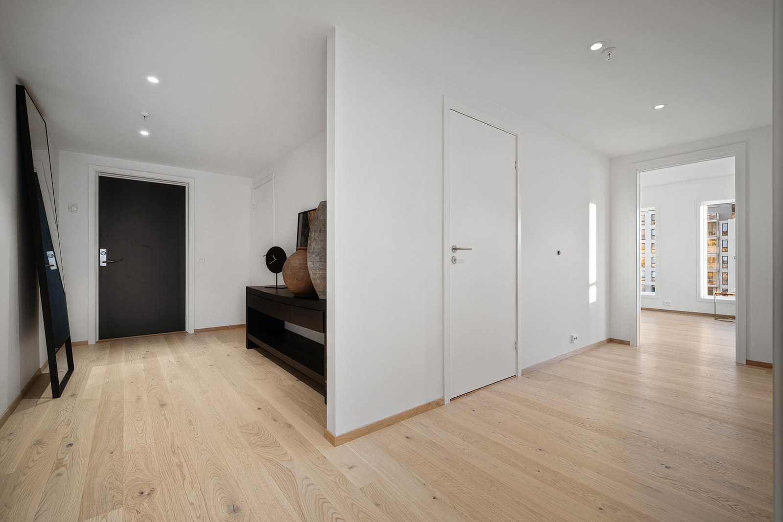 Innbydende og romslig inngangsparti Galleribilde