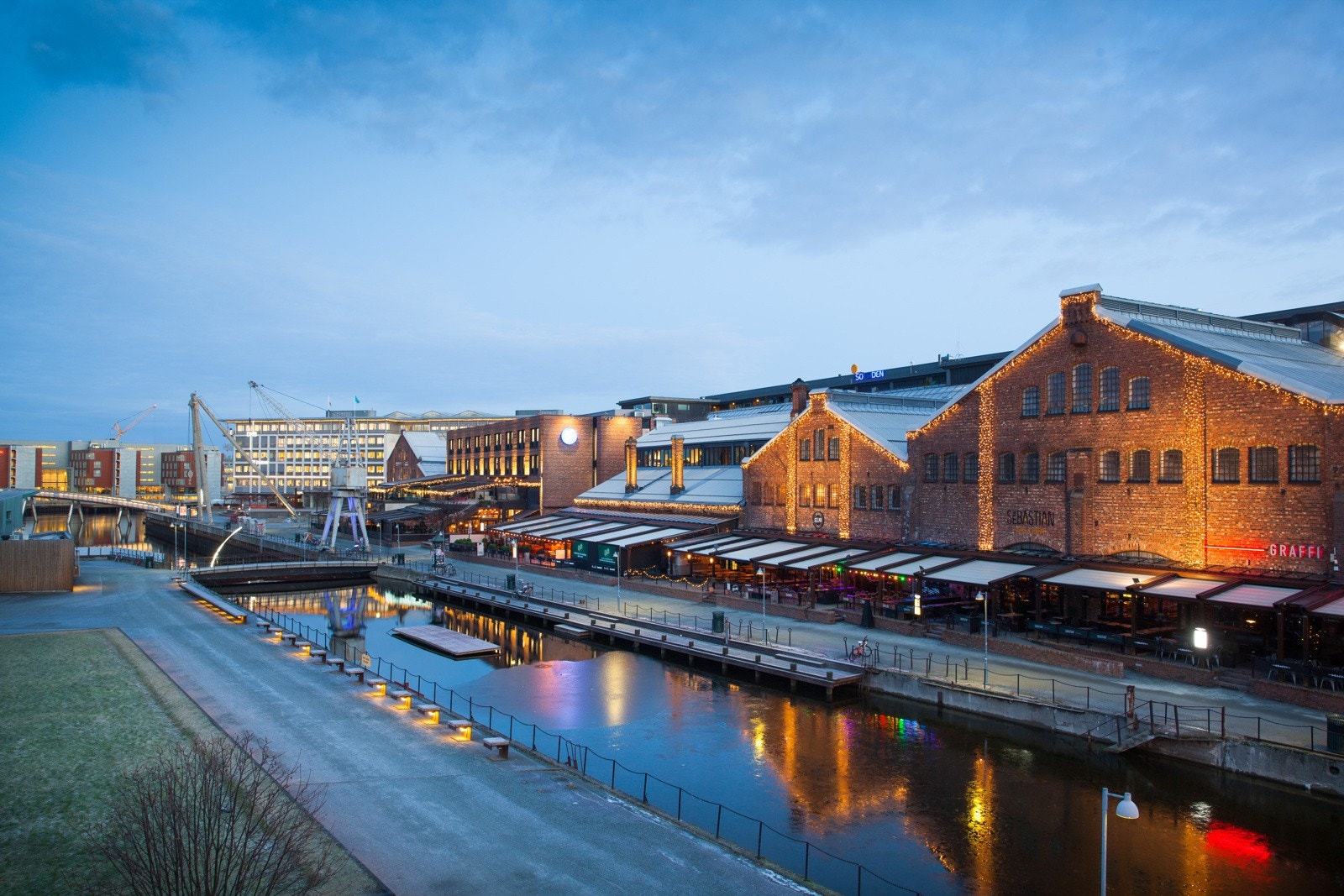 Kort gangavstand til Solsiden/Nedre Elvehavn hvor det er mange fine restauranter og et pulserende liv både på dag- og kveldstid. Galleribilde