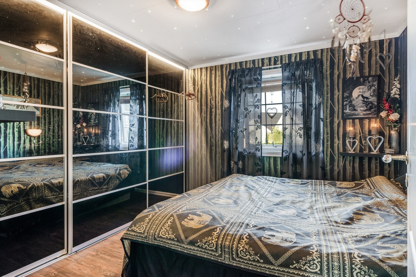 Hovedsoverommet er på ca. 12 m². Galleribilde