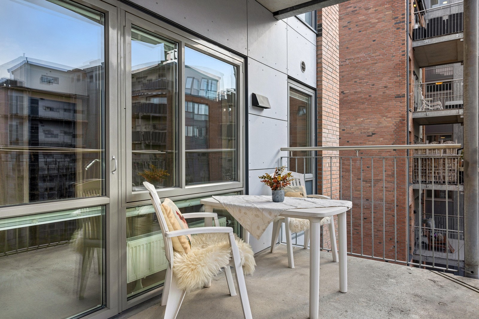 Plass til sittegruppe. Galleribilde