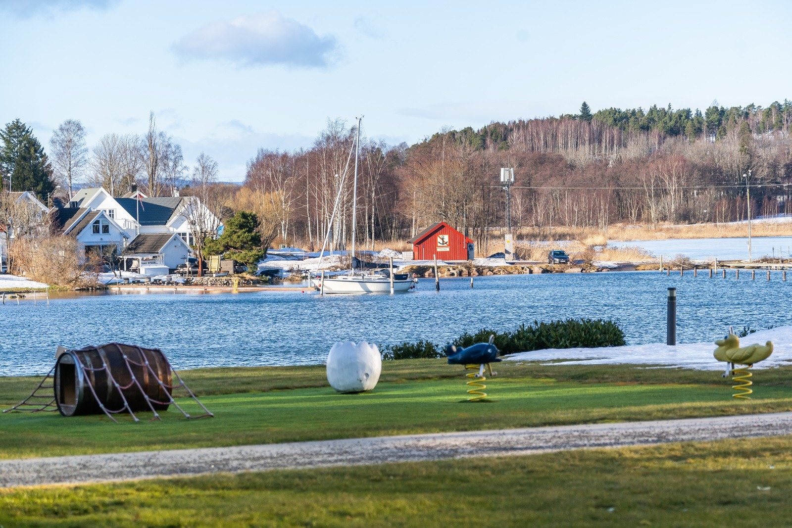 Herlig utsikt og nærhet til sjø og strand Galleribilde