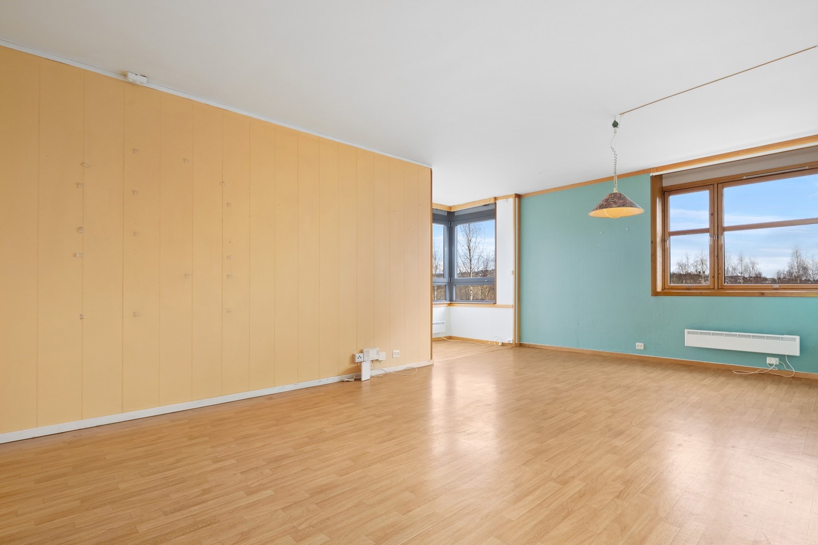 Se linken for digital boligstyling
https://cdn.diakrit.com/product/styling/12779308 Galleribilde