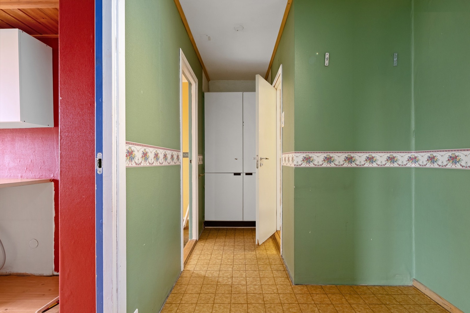Gang / Hall Galleribilde