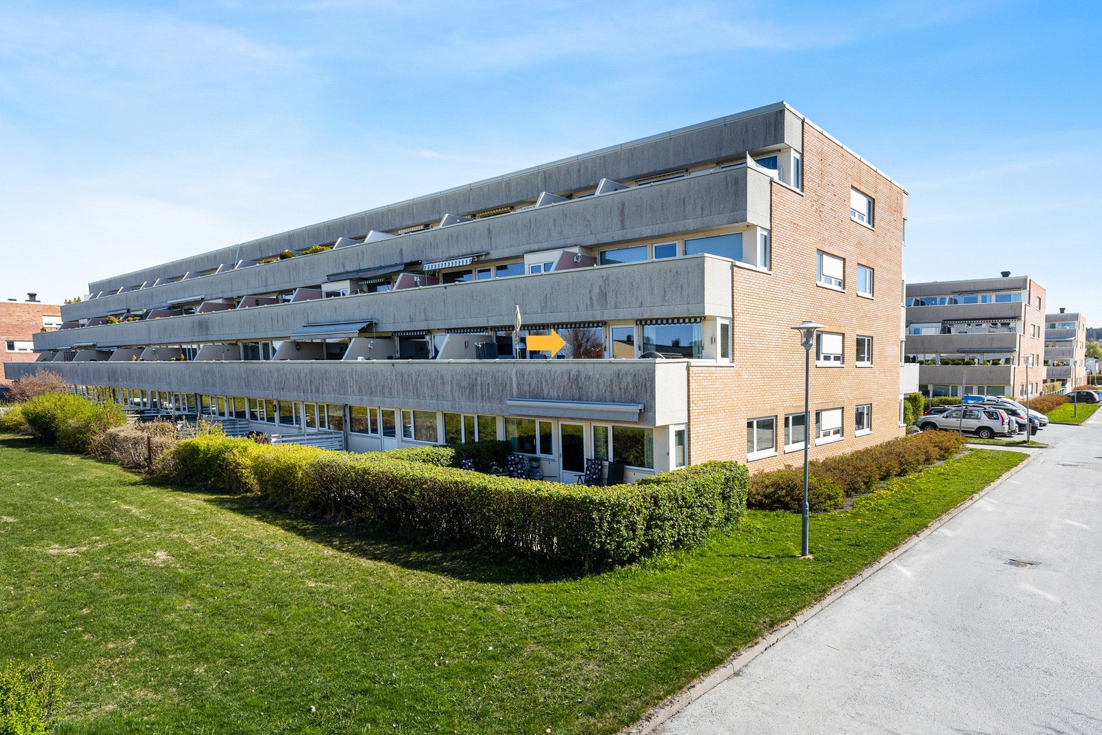 Leiligheten ligger fint til på enden med ekstra vindu på gavlvegg. Galleribilde