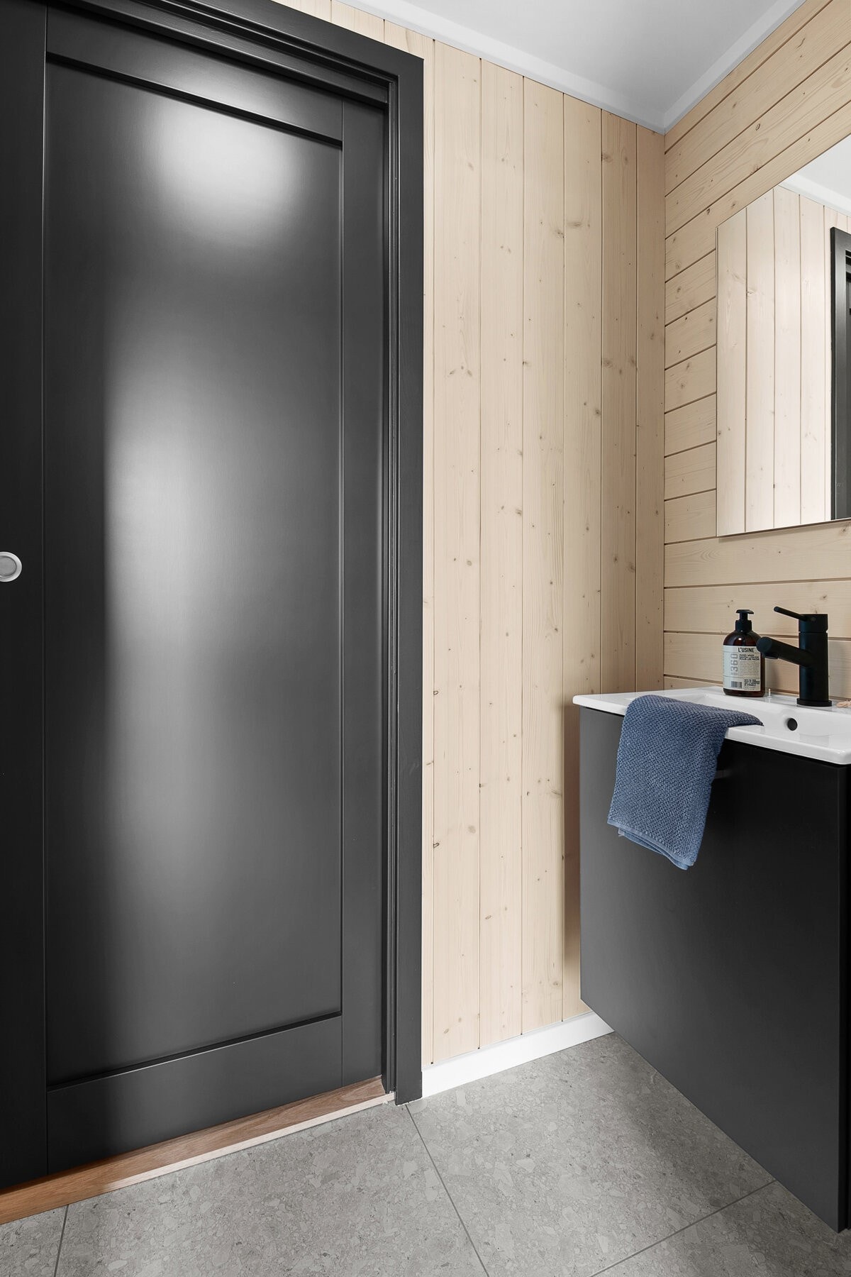 Gjestetoalett med vask Galleribilde