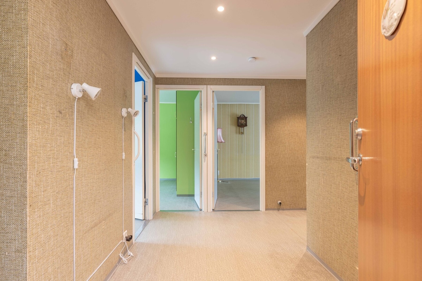 Videre kommer vi til de to soverommene, bad og toalettrom Galleribilde