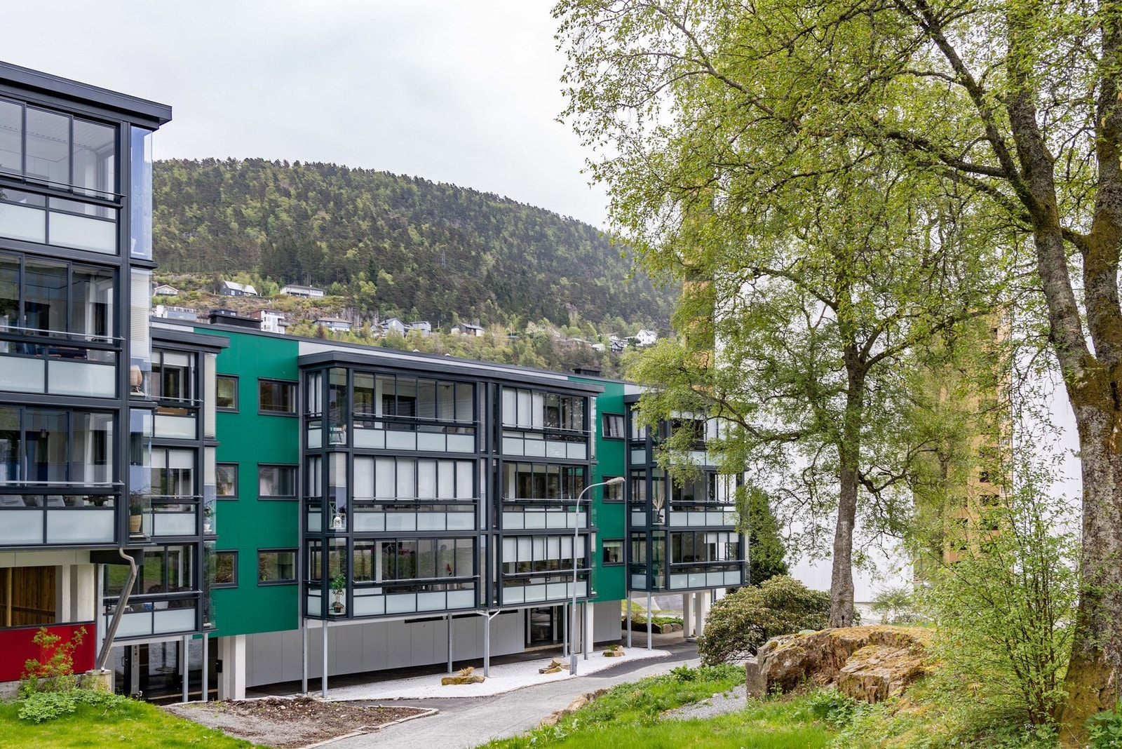 Charlotte Kleven ved ASK Eiendomsmegling har gleden av å presentere Dag Hammarskjölds vei 83! Galleribilde