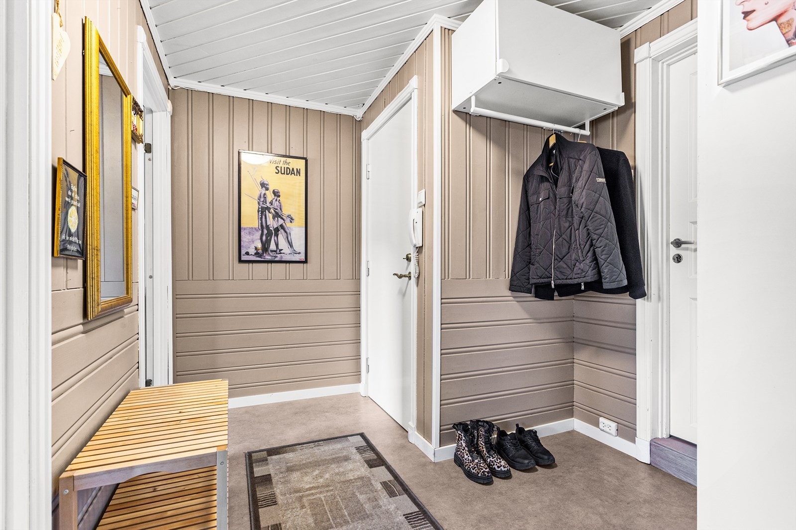 Velkommen inn til hyggelig entré! Galleribilde