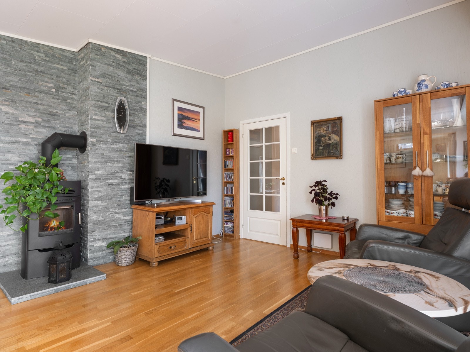 Vedovn i stuen Galleribilde