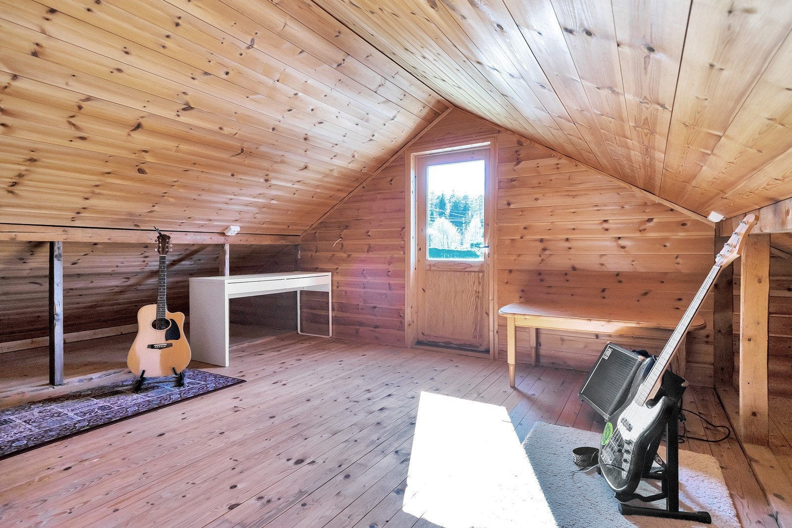 Loftsetasje med to loftsrom Galleribilde