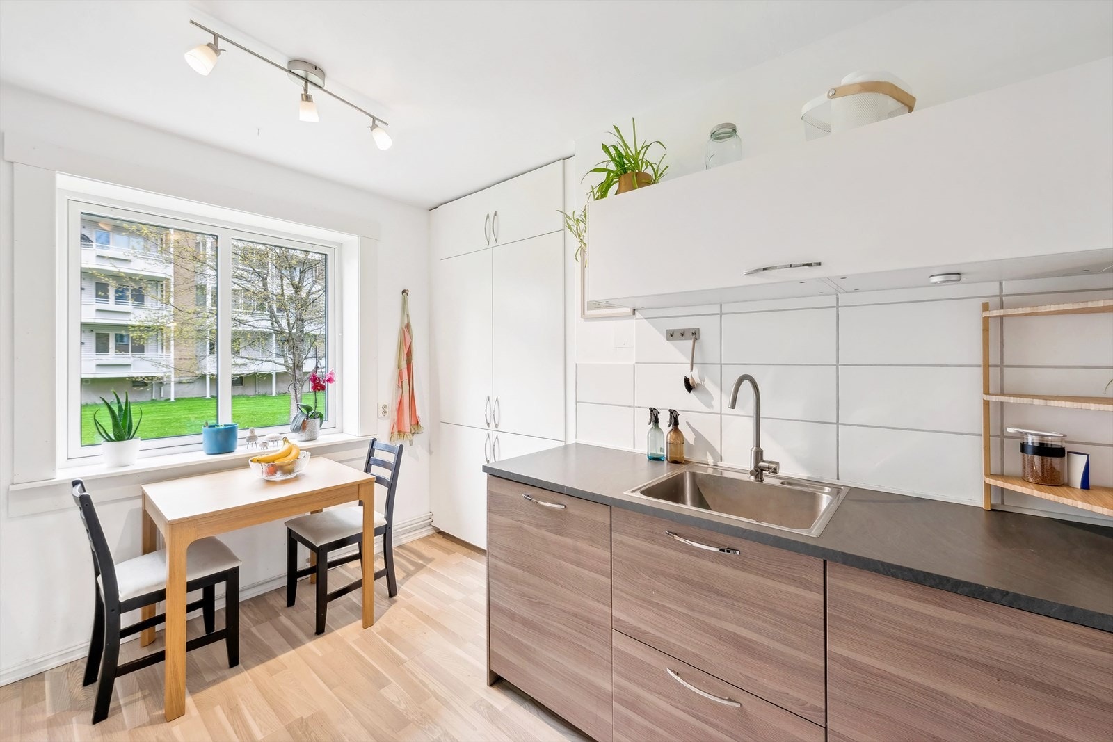 Her er det god plass til et hyggelig frokostbord. Galleribilde