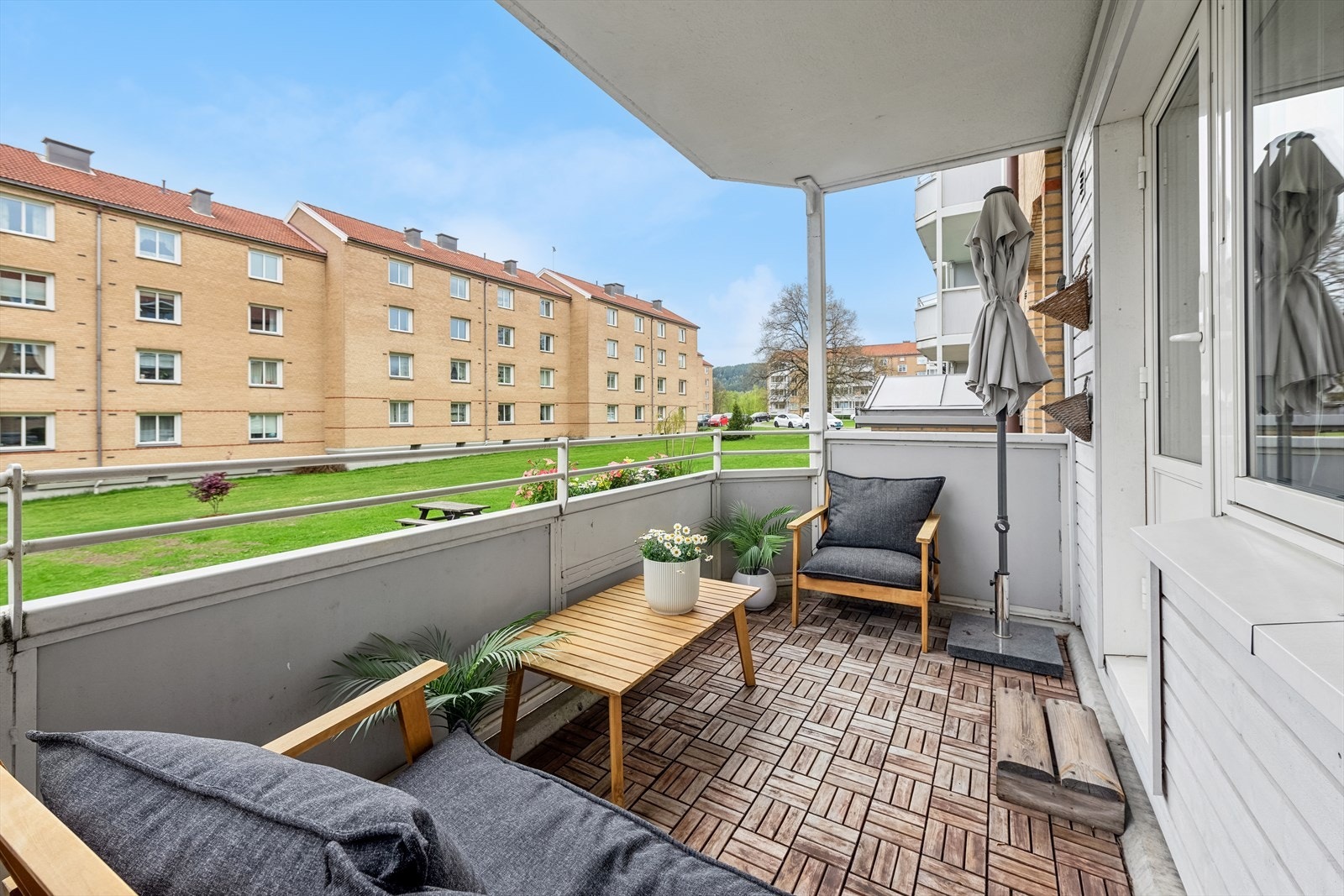 Her kan du slappe av og nyte de lange sommerkveldene. Galleribilde