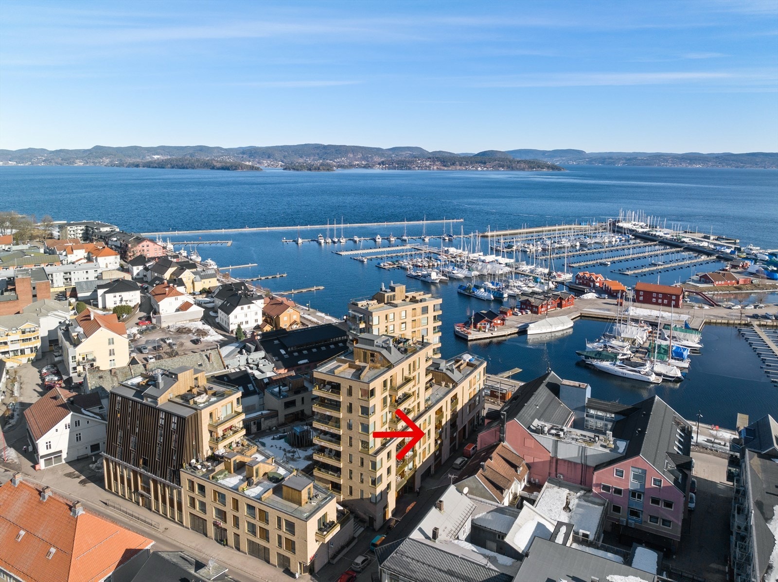 Velkommen til Tordenskjoldsgate i Holmestrand sentrum Galleribilde