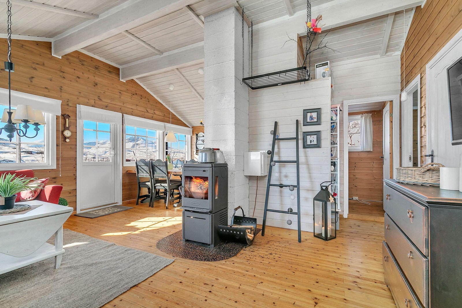 Kombinasjons ovn i stuen Galleribilde