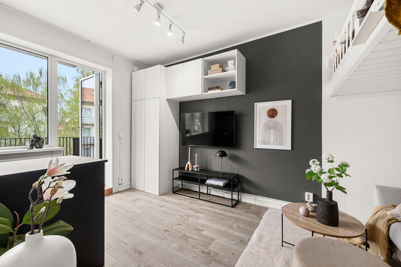 Det er ingen tvil om at dette vil være en leilighet hvor du vil like å oppholde deg. Galleribilde