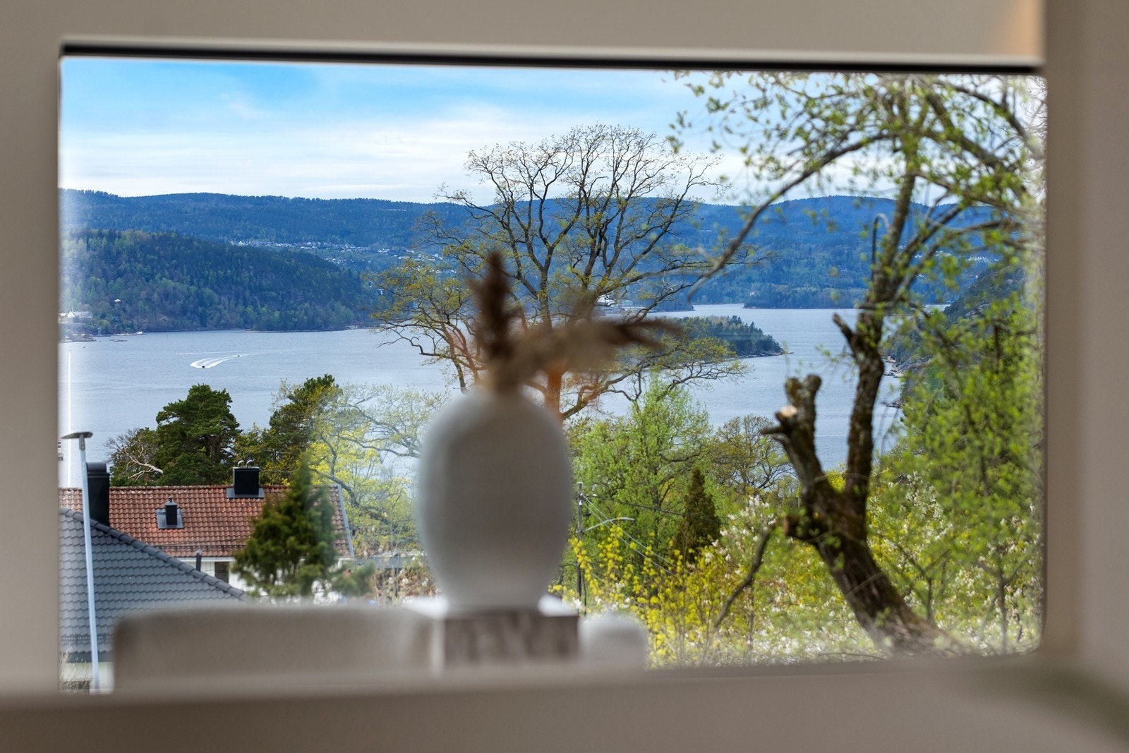 Utsikt fra stuen i 2. etasje Galleribilde