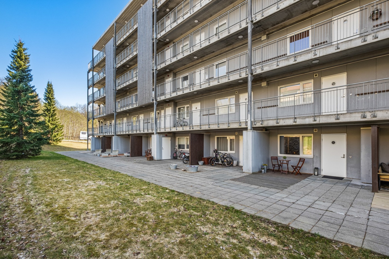 Bygget er fra 2007 og har heis Galleribilde