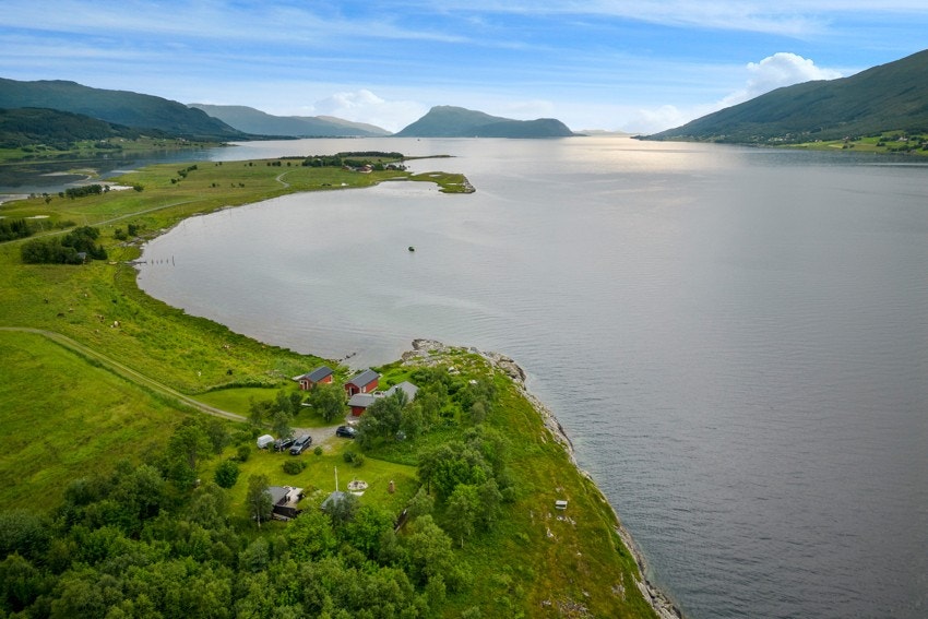 Et eldorado for kajakkpadling og fiske fra bergene eller fra båten Galleribilde