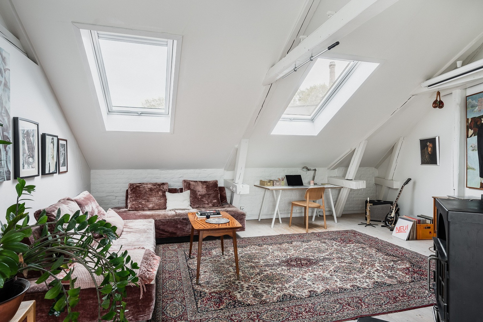 Loftsetasjen byr på det ettertraktede "loftspreget". Galleribilde