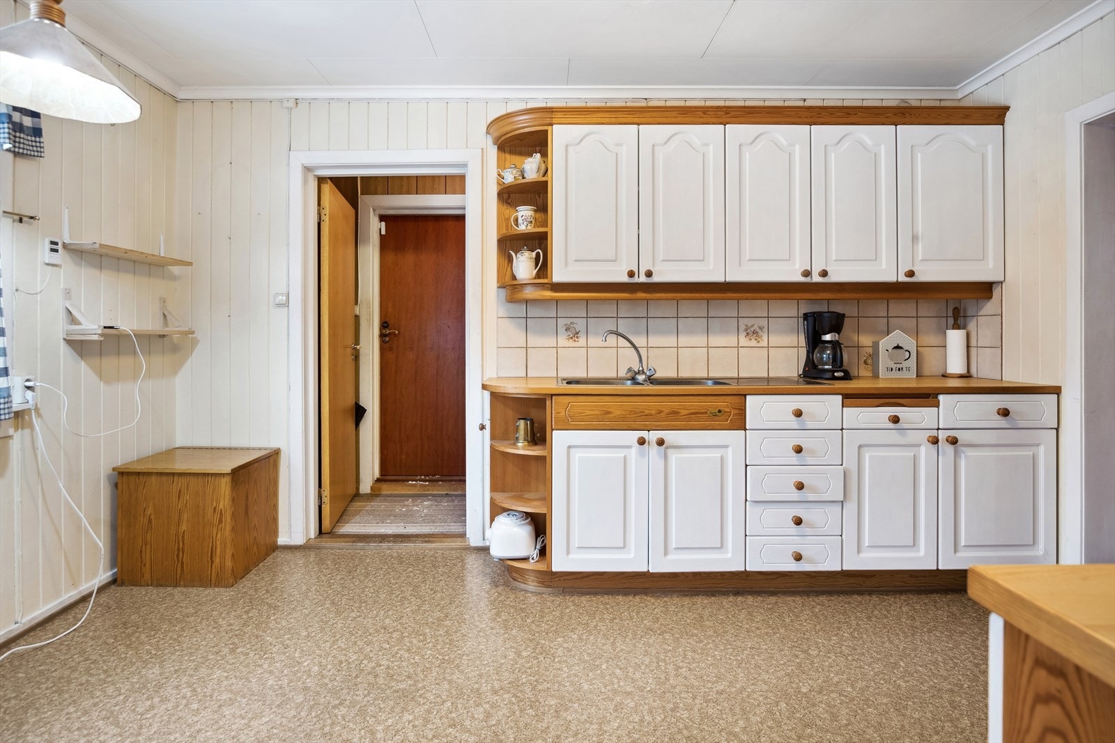 Det er adkomst fra gangen til kjøkkenet. Galleribilde