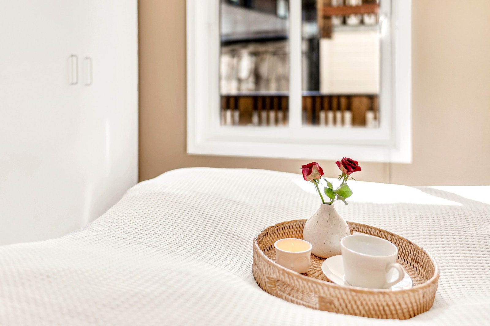 Leiligheten har særdeles lave bokostnader som inkl. bl.a TV-pakke/fibernett og drift av sameiet. Galleribilde