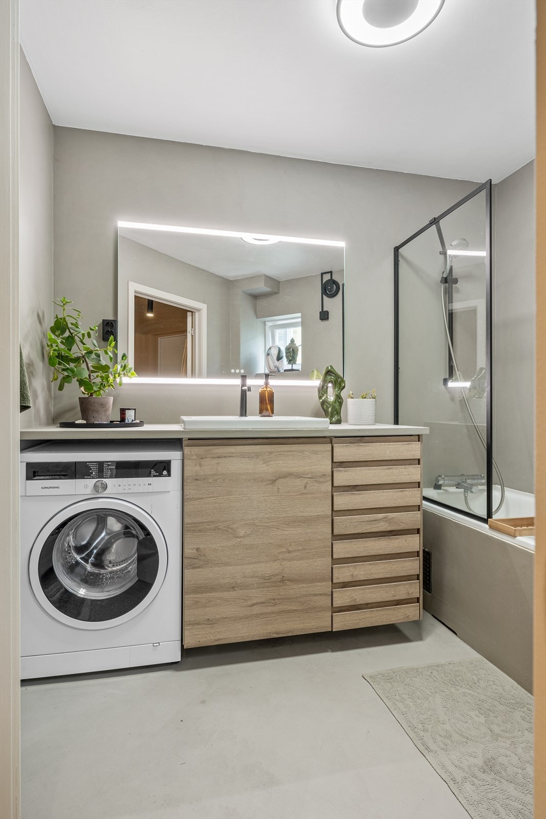 - Baderom med varme i gulvet - Galleribilde