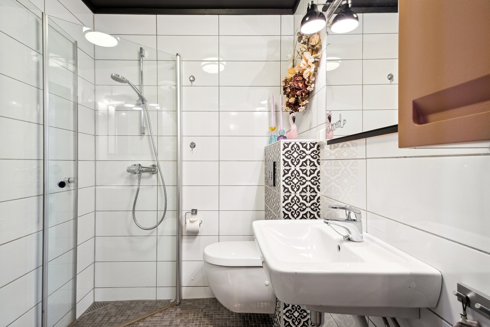 Badet på hovedplan ble renovert i 2011 Galleribilde